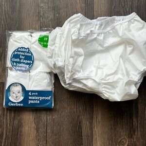Gerber White Waterproof Diaper Covers